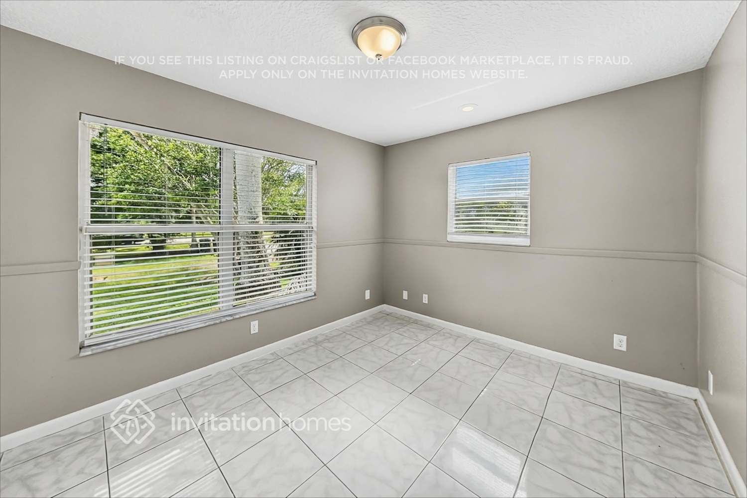 Building Photo - 17925 38th Rd N