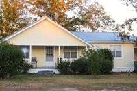 Building Photo - Charming Rural 3/2 in Cottondale w/ Carport