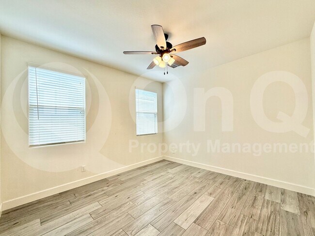 Building Photo - 9576 W Donald Dr