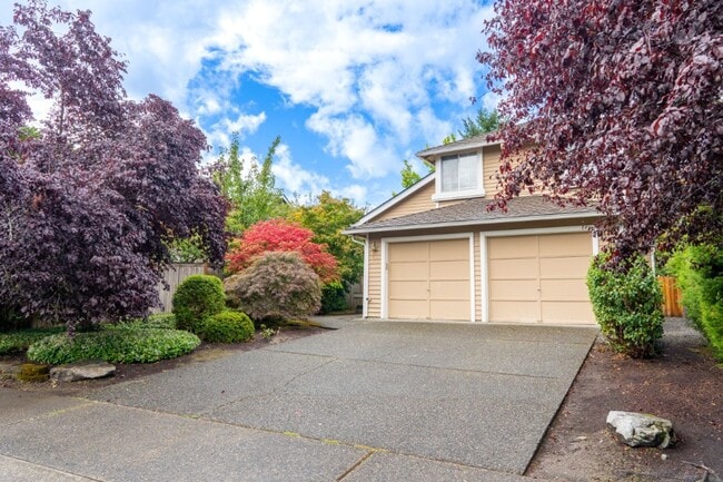 Building Photo - 3bd/2.25ba Sammamish House