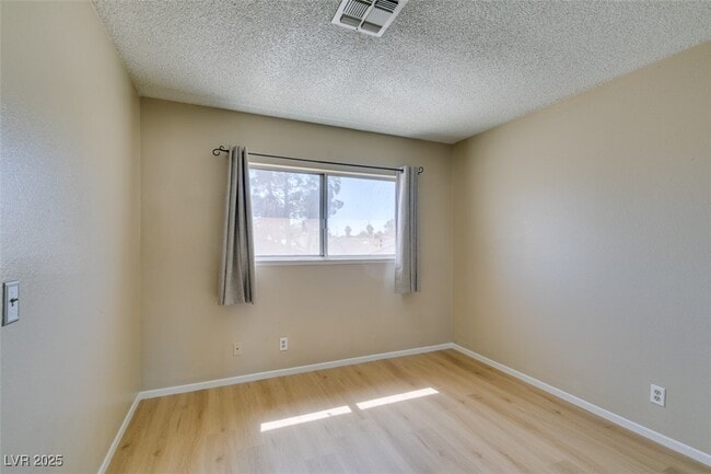 Building Photo - 5656 Maceta Ave