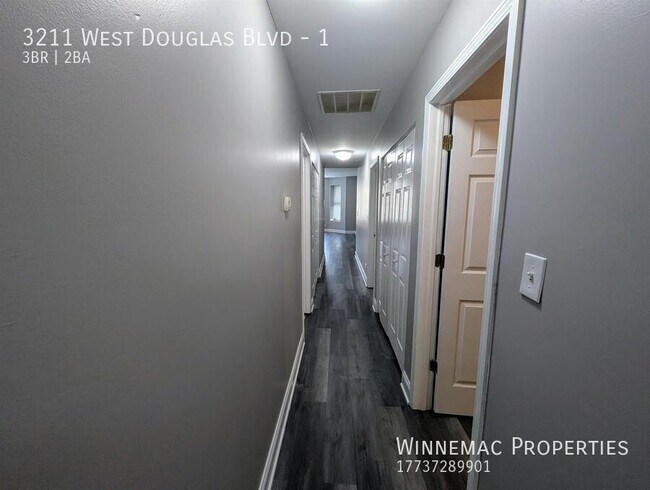 Building Photo - 3211 W Douglas Blvd