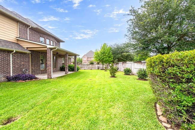 Building Photo - 17430 Aberdeenshire Dr