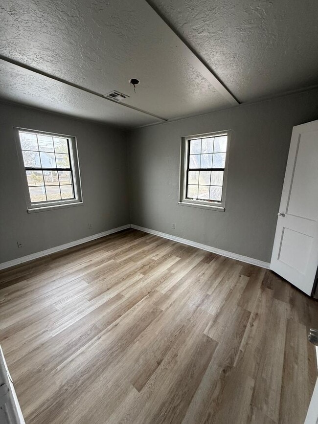 Building Photo - 1103 Arkansas St