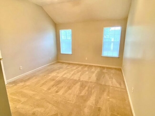 Building Photo - Now Leasing A 3 Bedroom 2 Bath Home In Cor...