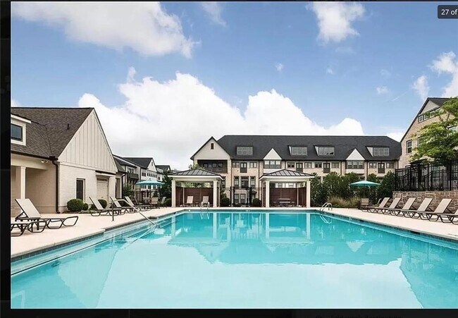Building Photo - 2438 Figaro Dr