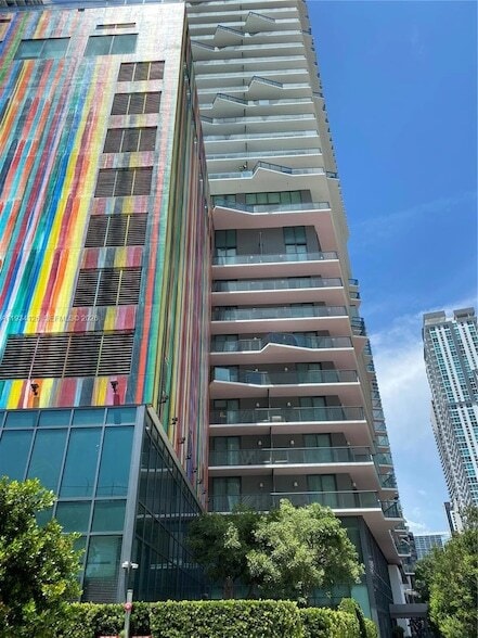 Building Photo - 1300 S Miami Ave