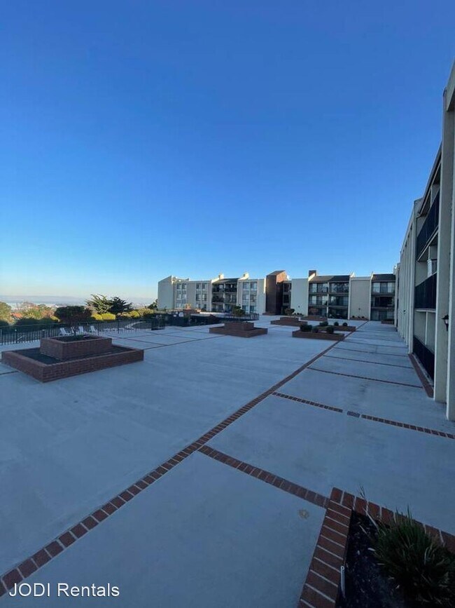 Building Photo - 1 br, 1 bath House - 380 Vallejo Drive Uni...