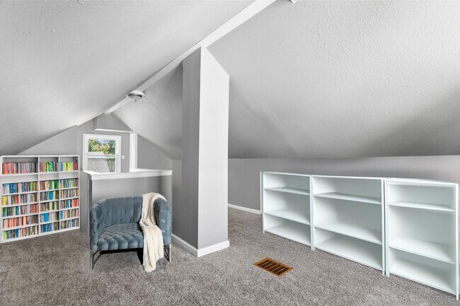 Building Photo - 5124 N 41st St