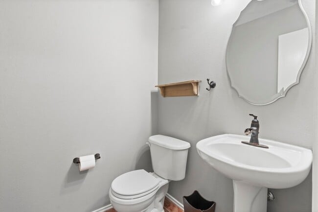 Building Photo - 10507 Sutter Glen Ln