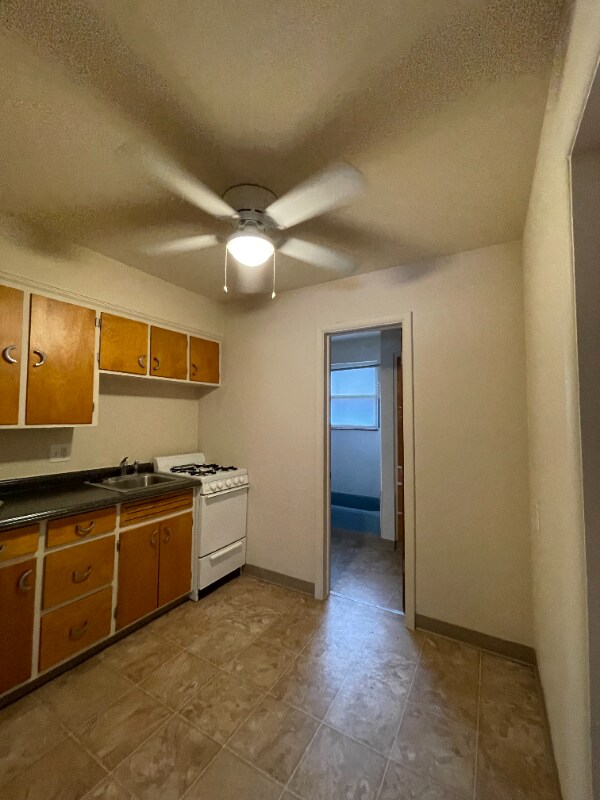 Building Photo - 1500 King Ave