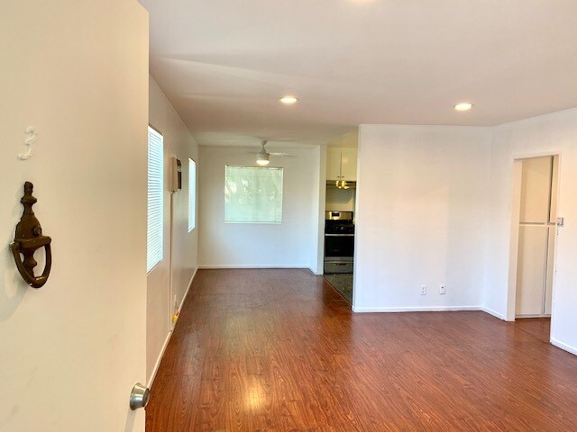 Building Photo - 3407 Helms Ave