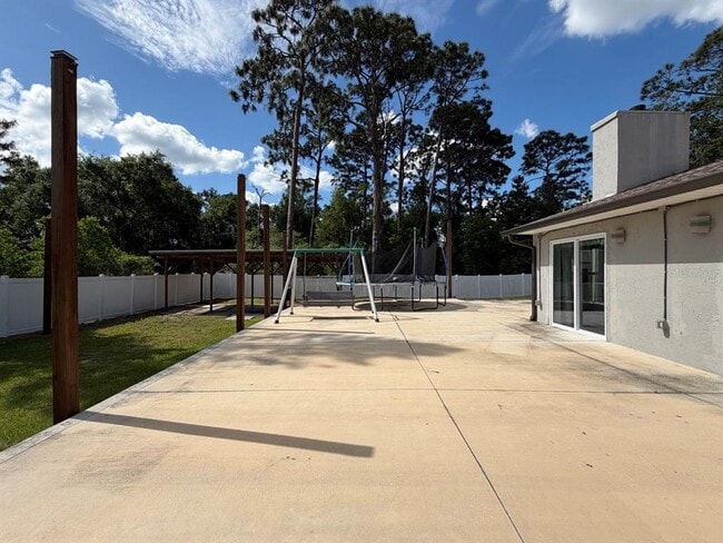 Building Photo - 8640 8th St