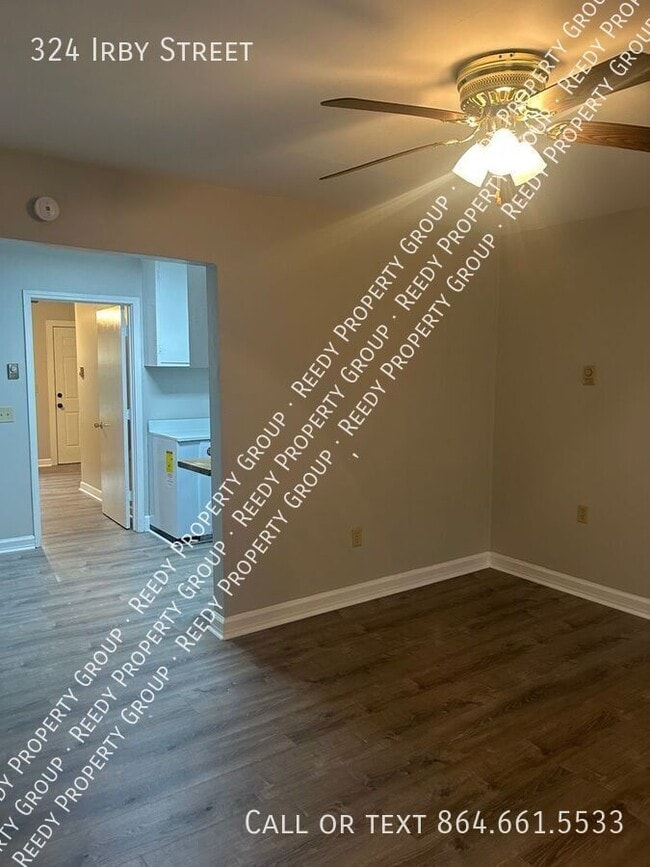 Building Photo - 324 Irby St