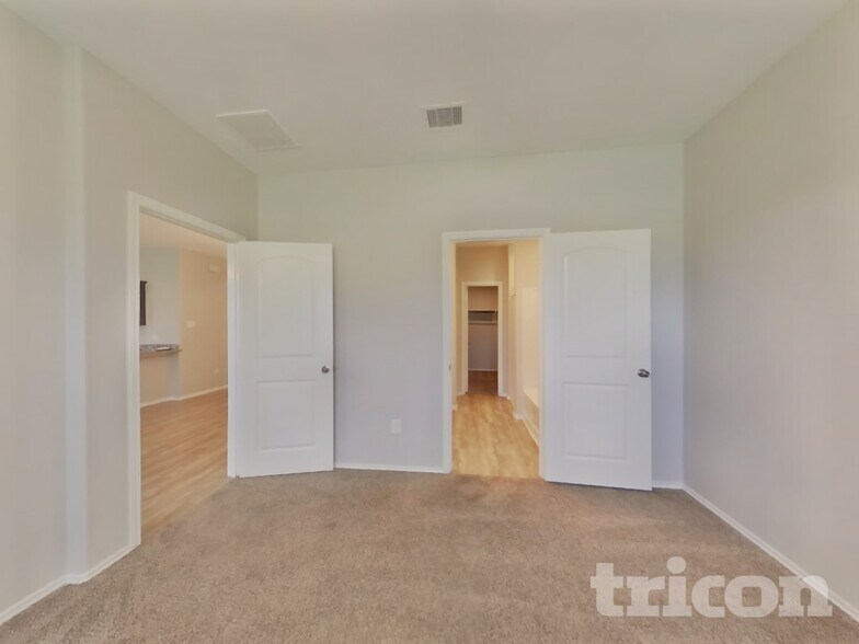 Building Photo - 7719 London Tower Ln
