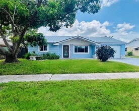 Building Photo - 1061 Rushmore Dr