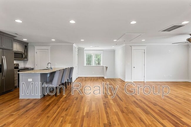 Building Photo - 3185 US-421