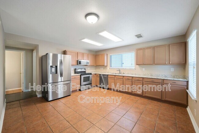 Building Photo - 136 Longhorn Way