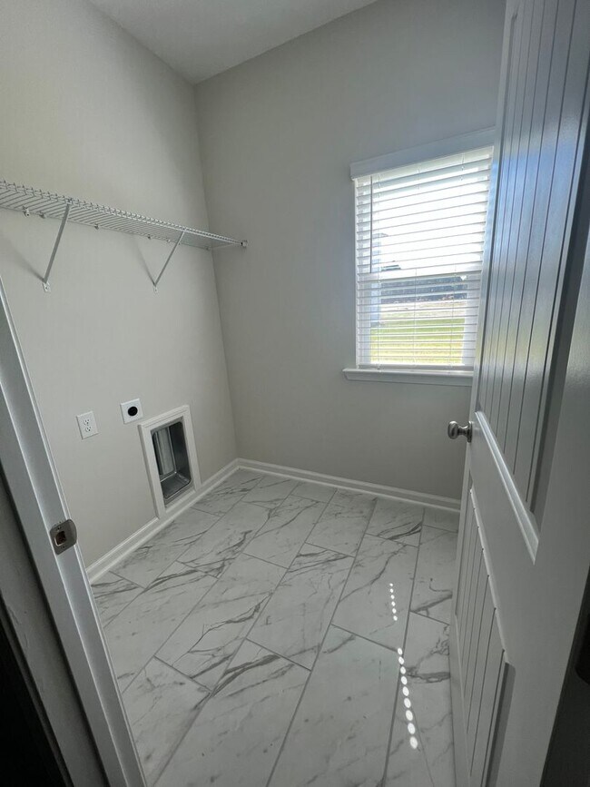 Building Photo - 105 Keats Grove Ct