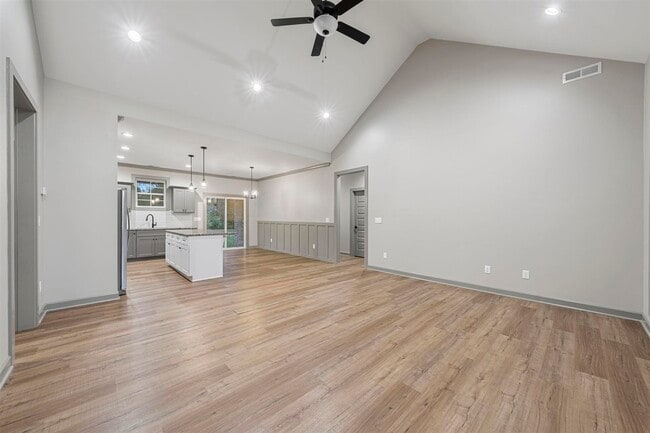 Building Photo - 3107 White Ash St