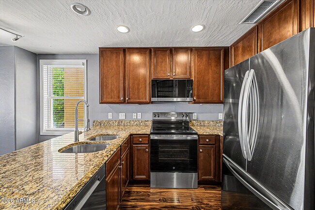 Building Photo - 4161 E Jasper Dr