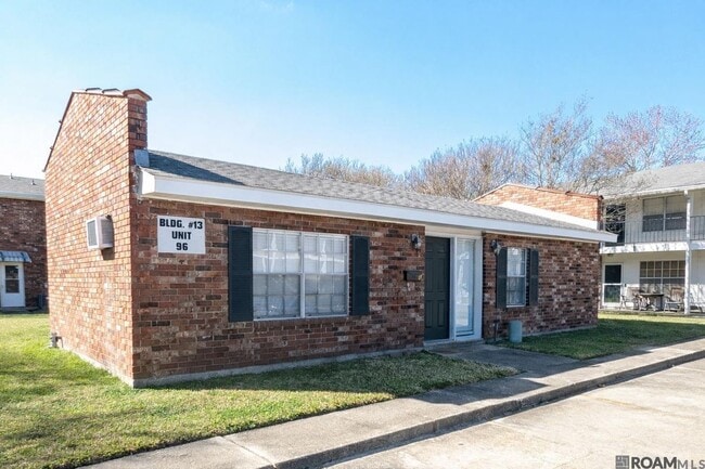 Building Photo - 1701 Lobdell Ave