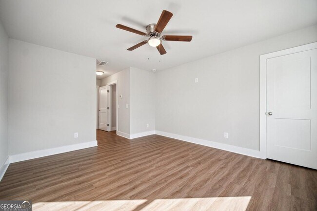 Building Photo - 6405 Crystal Cove Trail