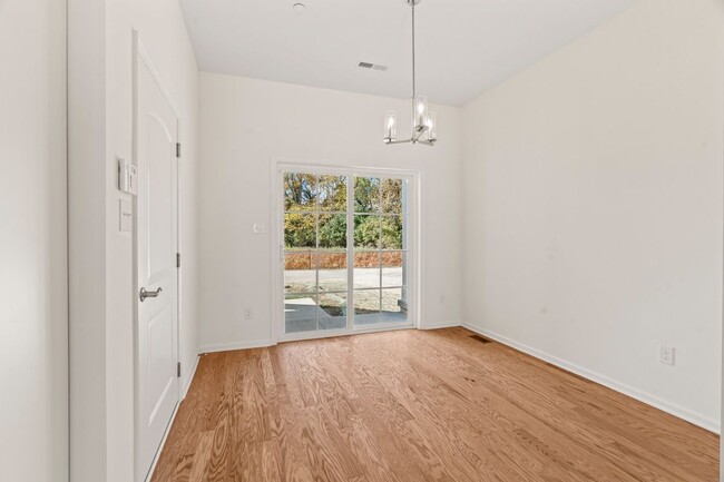 Building Photo - 2306 Palermo Dr