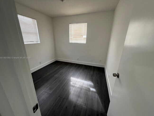 Building Photo - 3251 SW 56th Ave