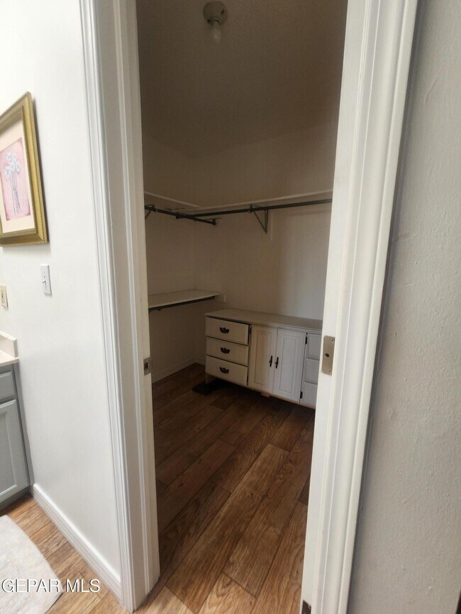Building Photo - 9008 Turrentine Dr