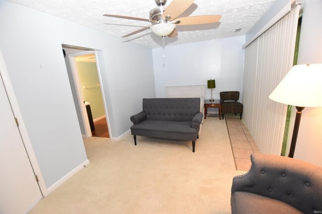 Building Photo - 9022 S Pointe Ridge Ln