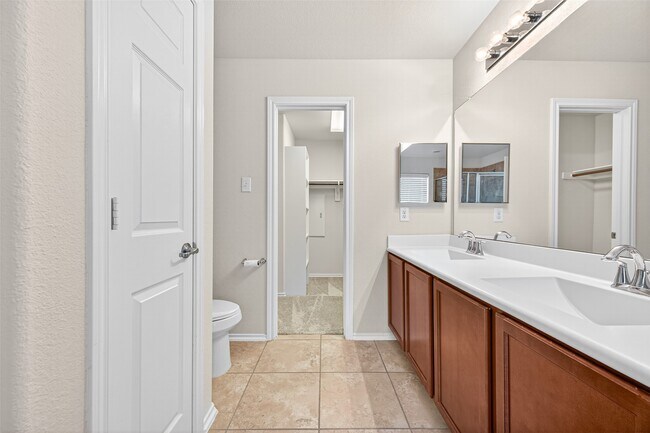 Building Photo - 24670 Folkstone Cir