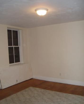 Building Photo - 42 Peterborough St