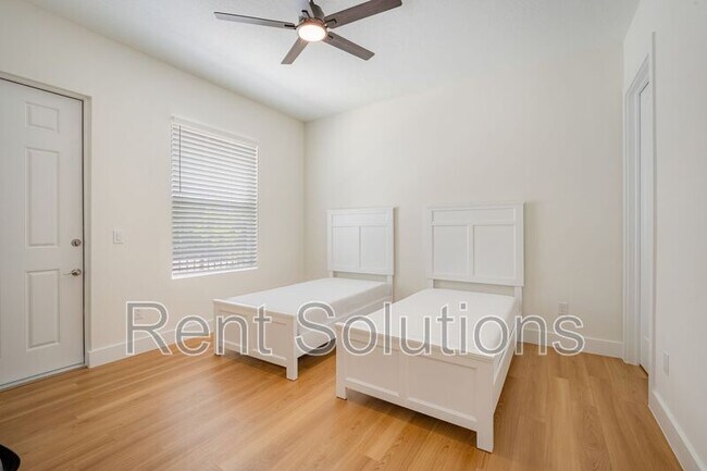 Building Photo - 13612 N 22nd St