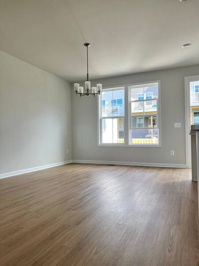 Dining Room - 4511 Dupree St