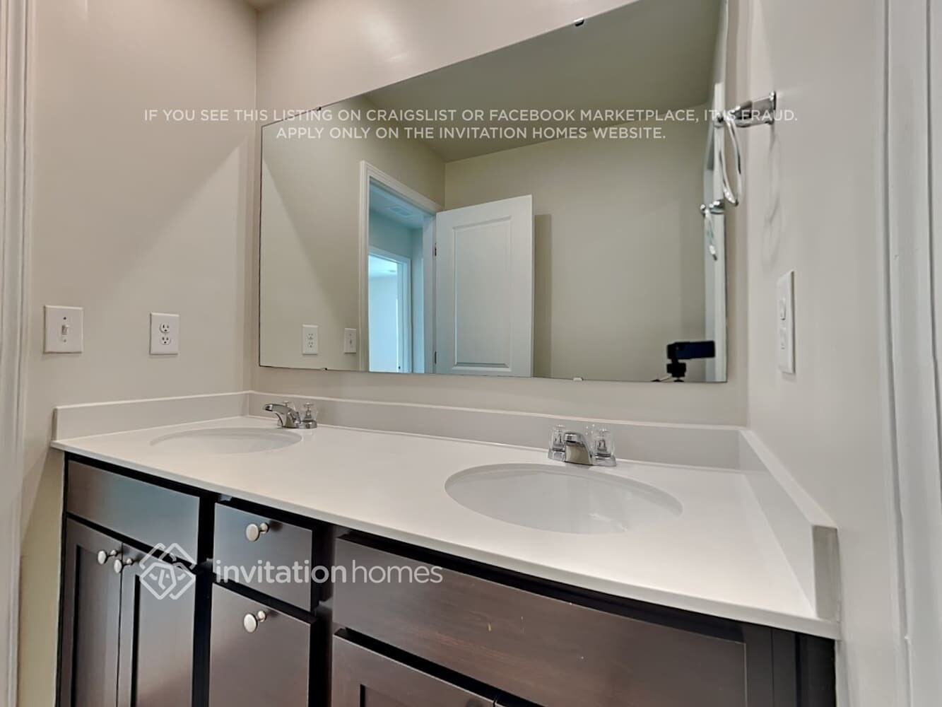 Building Photo - 7208 Olive Coast St