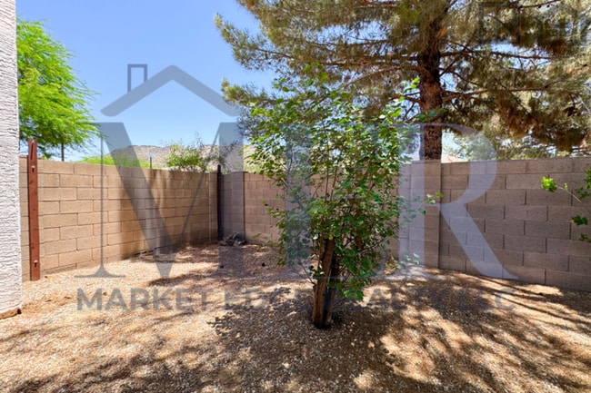 Building Photo - 3Bed/2Bath House at Arrowhead Lakes! $199 MOVE-IN SPECIAL! Ready for Immediate Move-In!