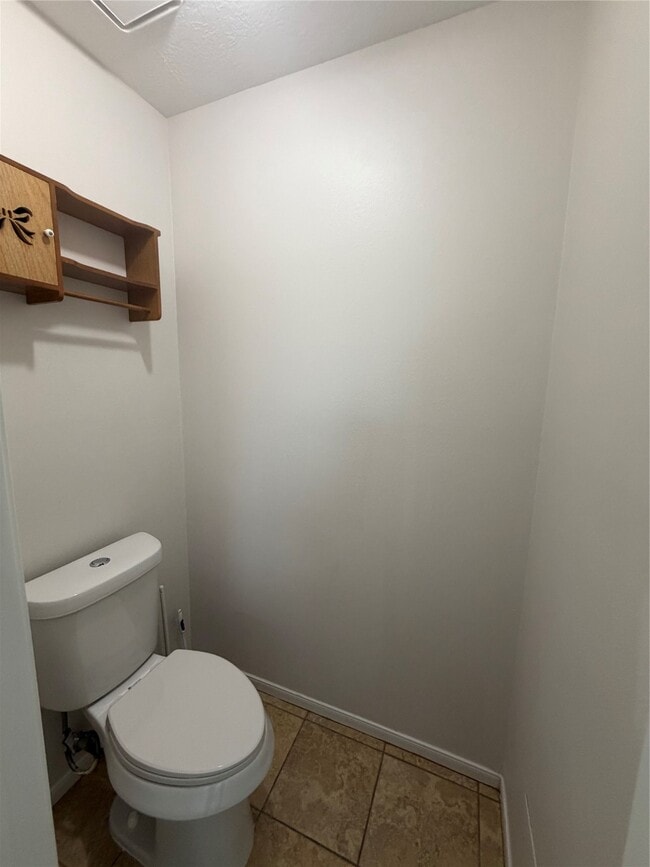 Building Photo - 11830 Oakner Dr