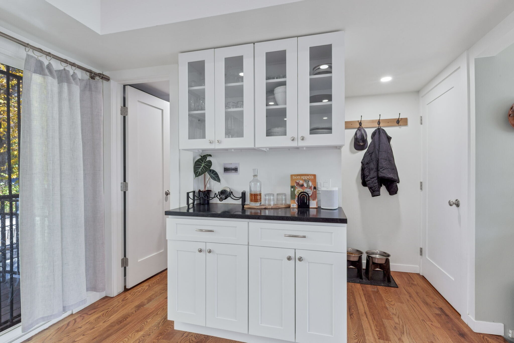 Building Photo - 1137 E 12th Ave