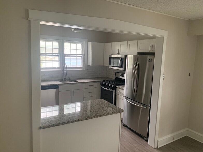 New appliances! - 126 E. Ormond Ave