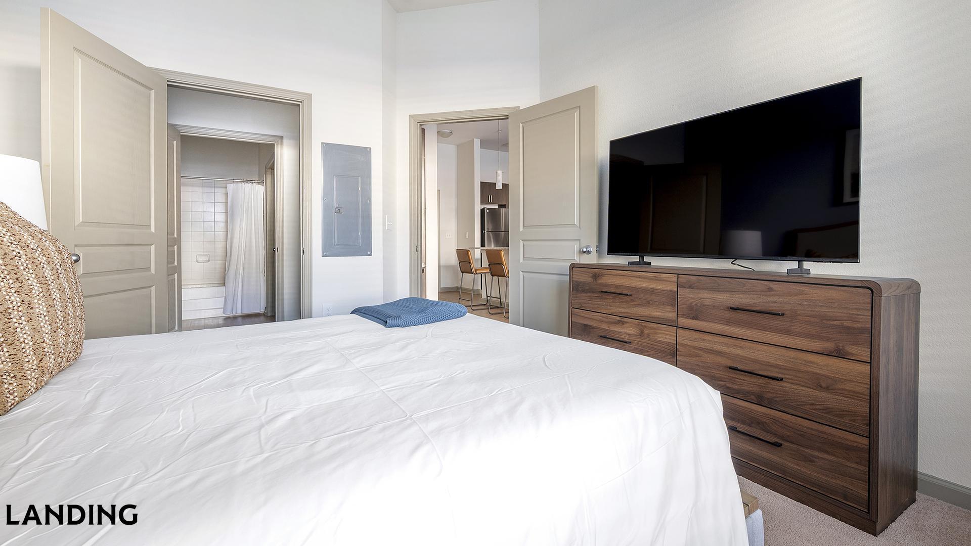 Building Photo - 10051 Perimeter Station Dr