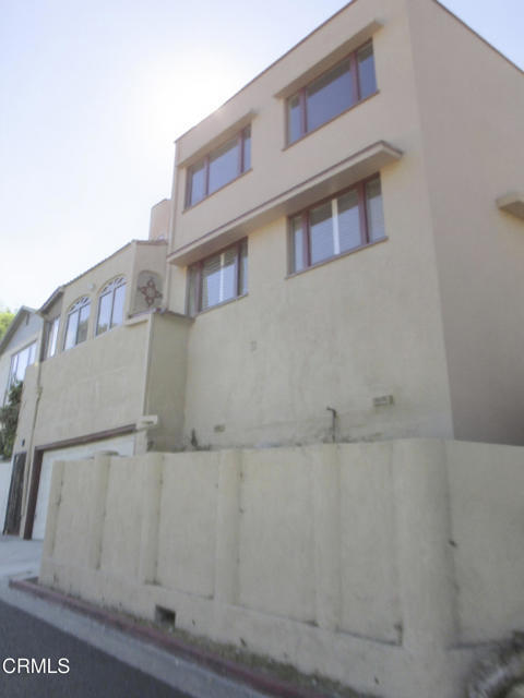 Building Photo - 1 Waverly Dr