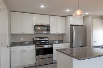 Building Photo - Remodeled house, yard, Granite, Stainless Steel appliances