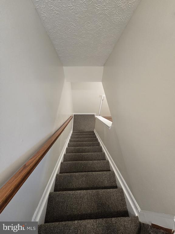 Building Photo - 6328 S Lake Ct