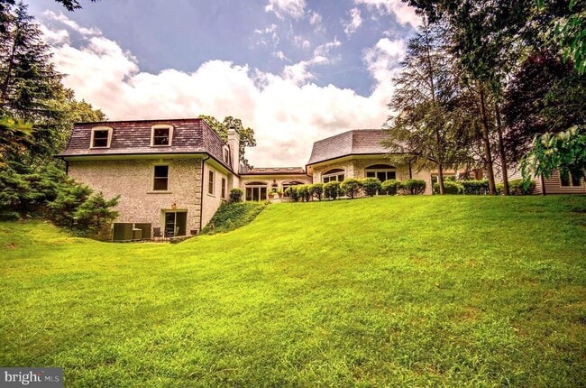 Building Photo - 11501 Skipwith Ln