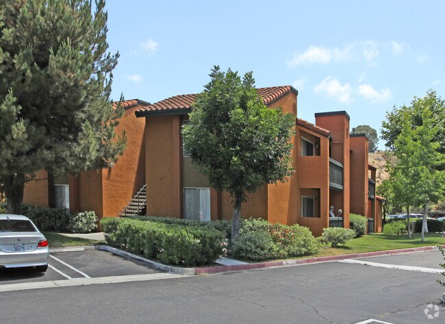Building Photo - BONITA COURT APARTMENTS