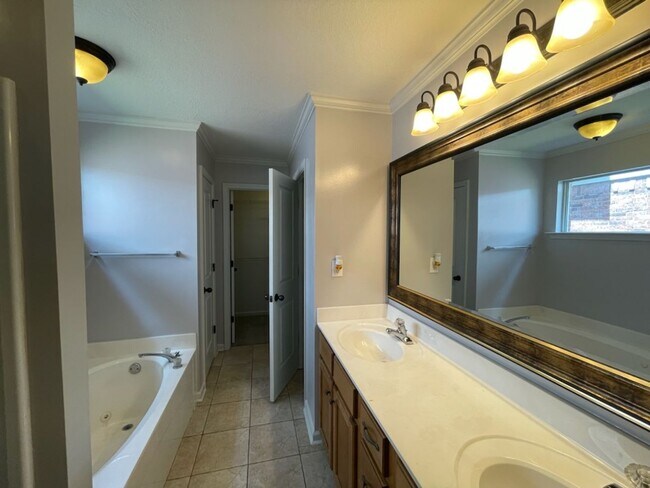 Building Photo - Dickens Place Subdivision