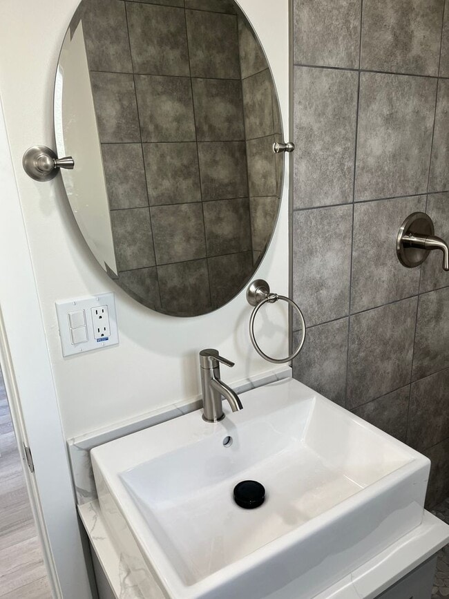 Building Photo - New Construction 3bd/2ba Single Story in Riverside