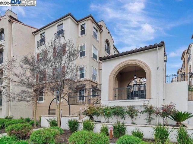 Building Photo - 3275 Dublin Blvd