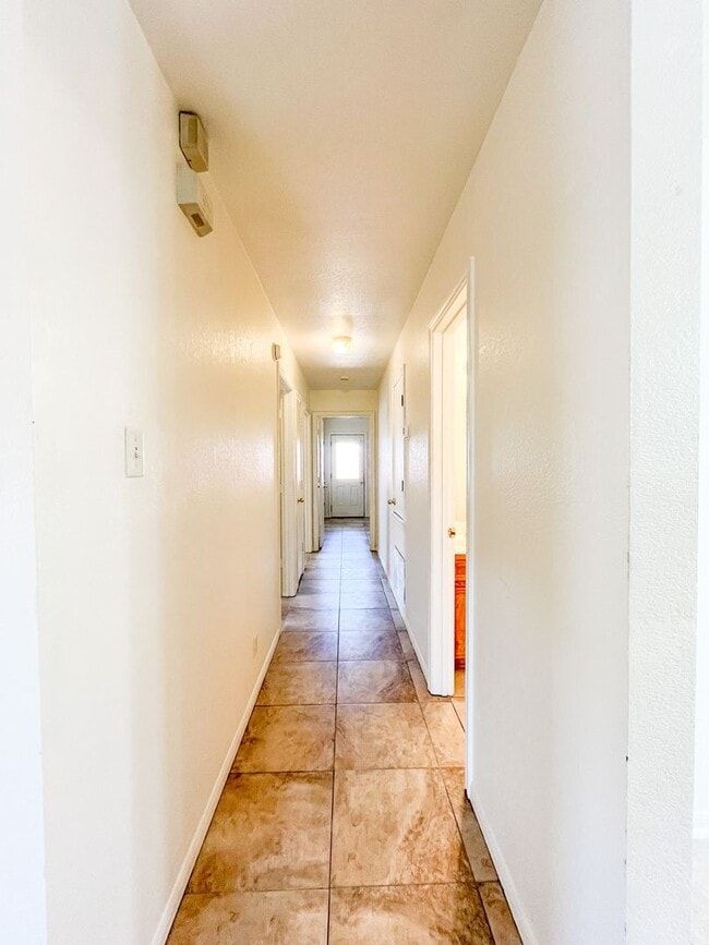 Building Photo - 2603 Edgefield St